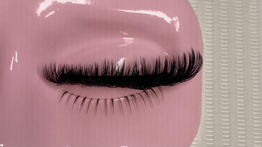 How Do I Become A Lash Tech?