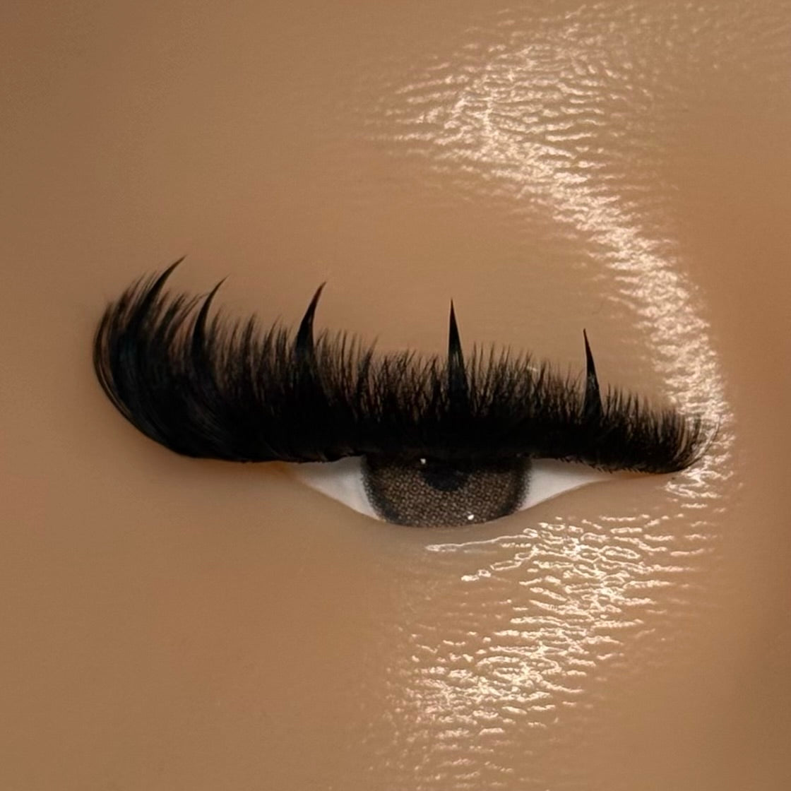 CAT-EYE